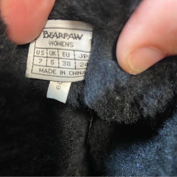 BearPaw Suede and Sheepskin Mid Calf Winter Boots Size 7 - Picture 11 of 13